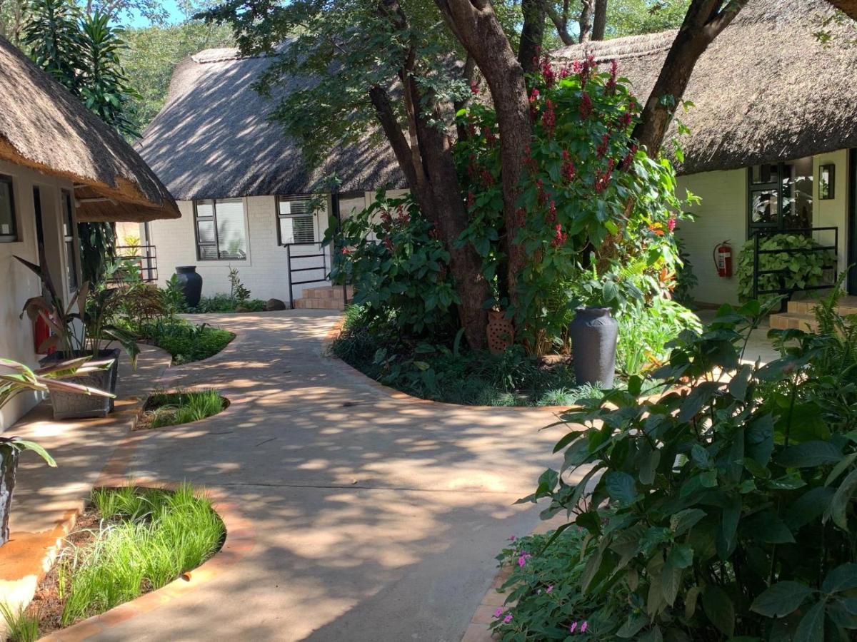 Pamarah Lodge Victoria Falls Exterior foto